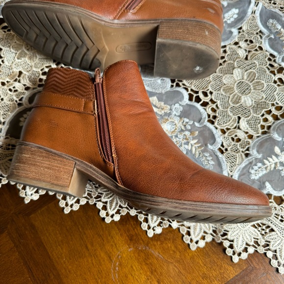 Bare Traps booties EUC - Picture 7 of 9